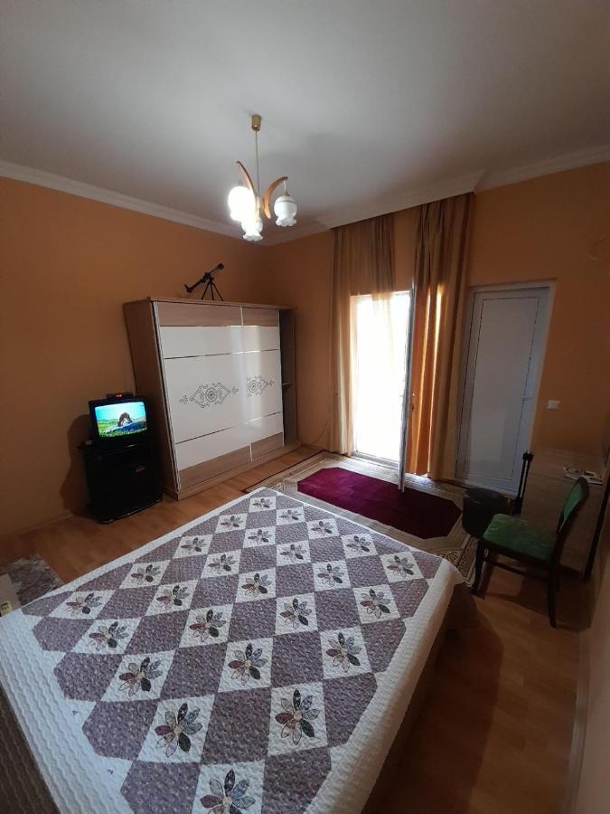 Kemeni Garden Hotel Batumi Exterior foto