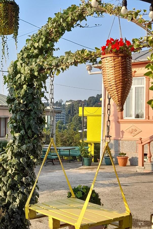 Kemeni Garden Hotel Batumi Exterior foto